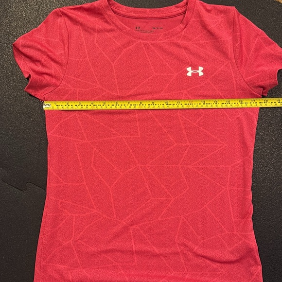 Under Armour Women’s Heat Gear Shirt, Size Small - Picture 6 of 6